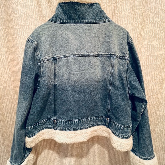 Jean Jacket - Picture 4 of 4